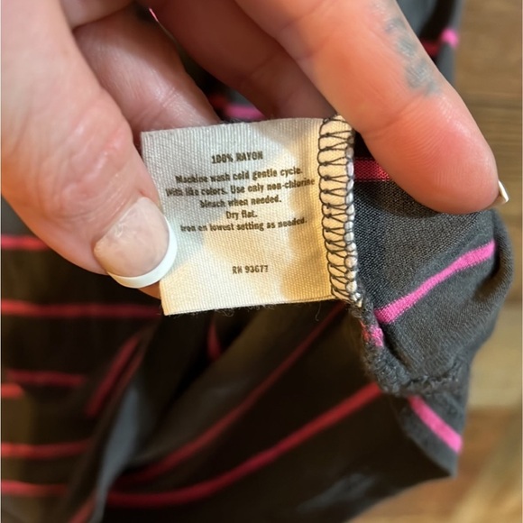 Decree cinch side top - Picture 4 of 5